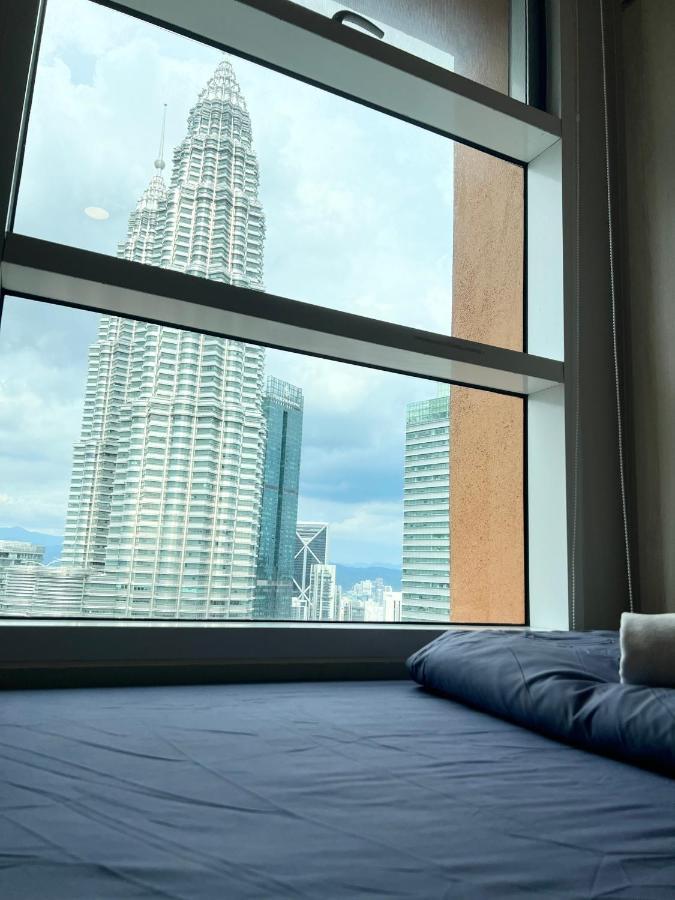 Sky Suites Klcc By Pnut Kuala Lumpur Bagian luar foto