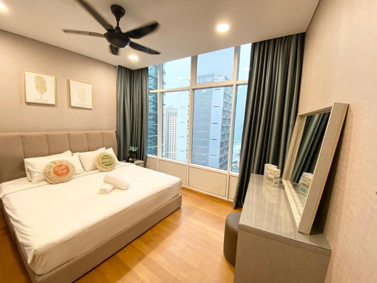 Sky Suites Klcc By Pnut Kuala Lumpur Bagian luar foto