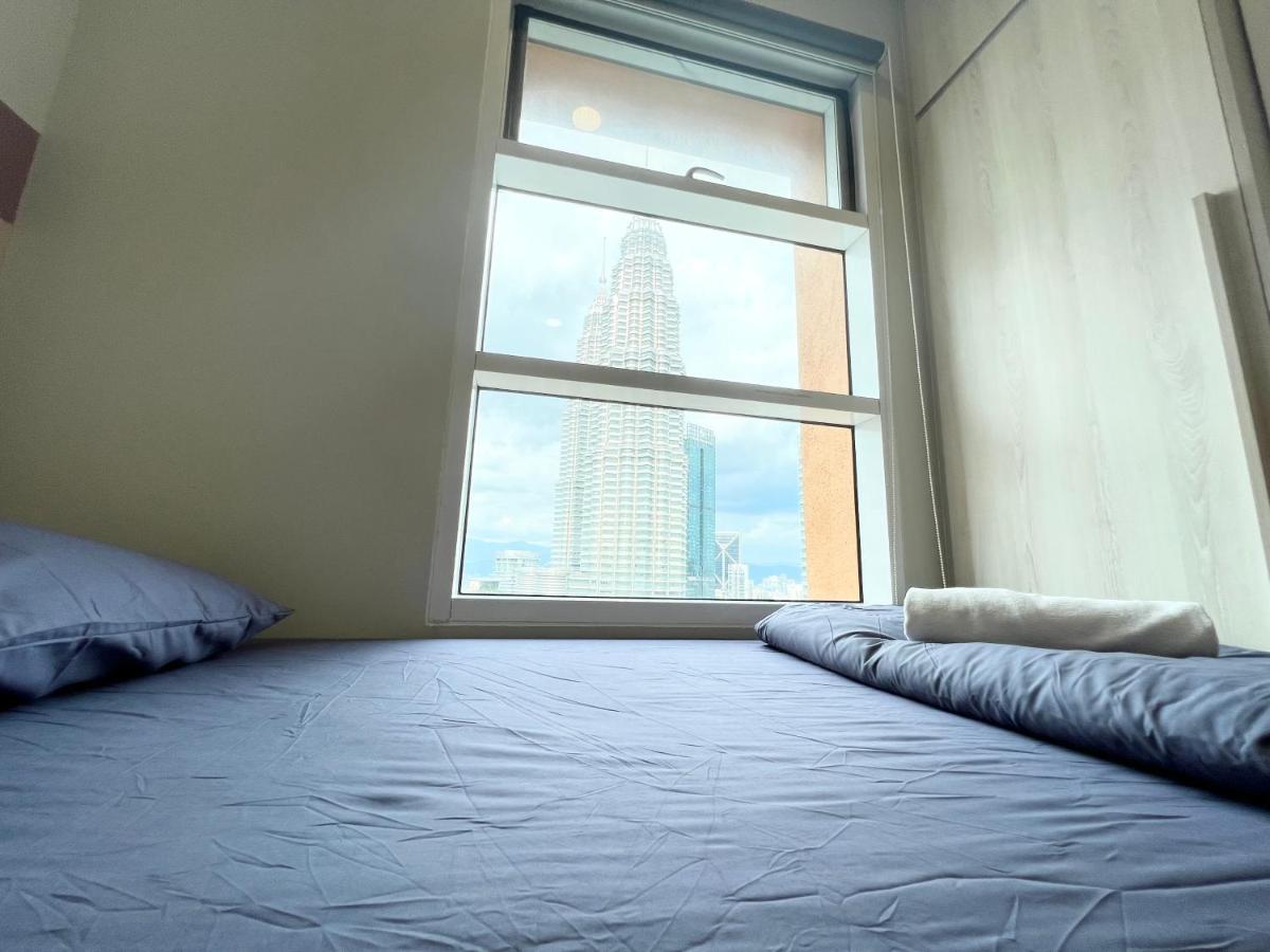 Sky Suites Klcc By Pnut Kuala Lumpur Bagian luar foto