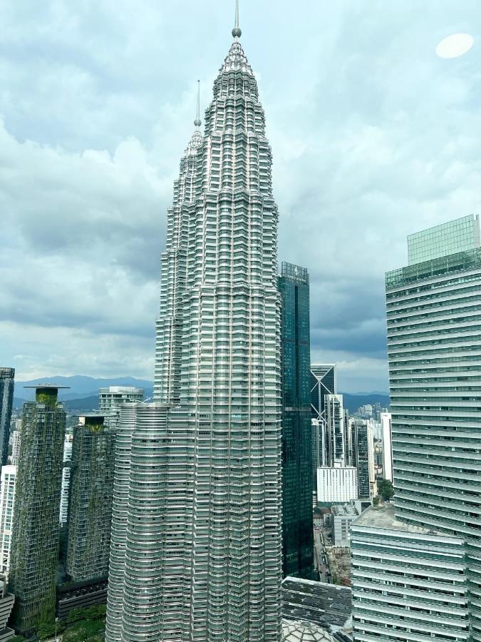 Sky Suites Klcc By Pnut Kuala Lumpur Bagian luar foto