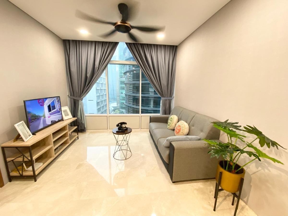 Sky Suites Klcc By Pnut Kuala Lumpur Bagian luar foto