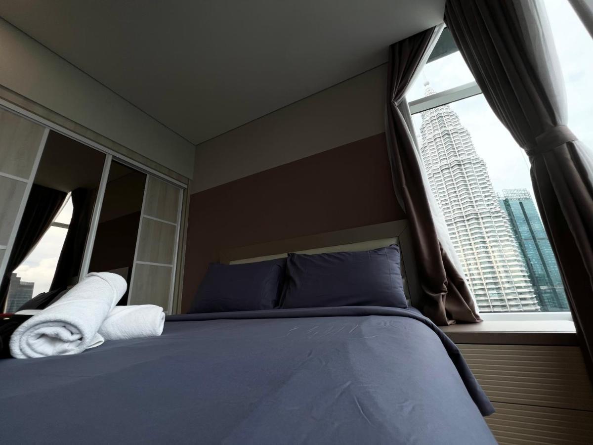 Sky Suites Klcc By Pnut Kuala Lumpur Bagian luar foto