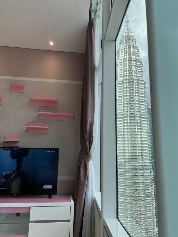 Sky Suites Klcc By Pnut Kuala Lumpur Bagian luar foto