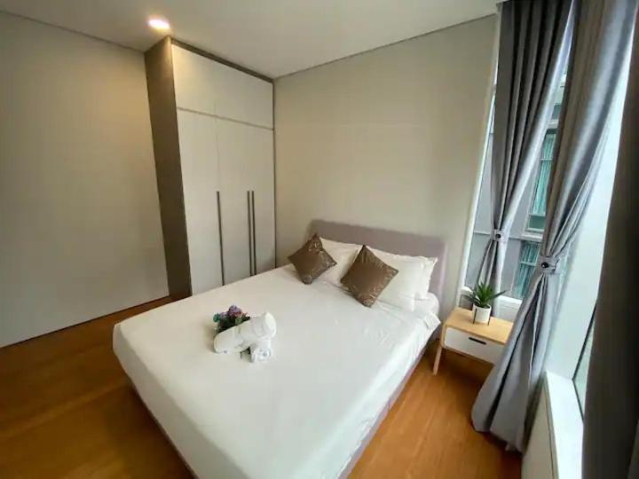 Sky Suites Klcc By Pnut Kuala Lumpur Bagian luar foto