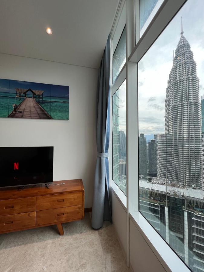 Sky Suites Klcc By Pnut Kuala Lumpur Bagian luar foto