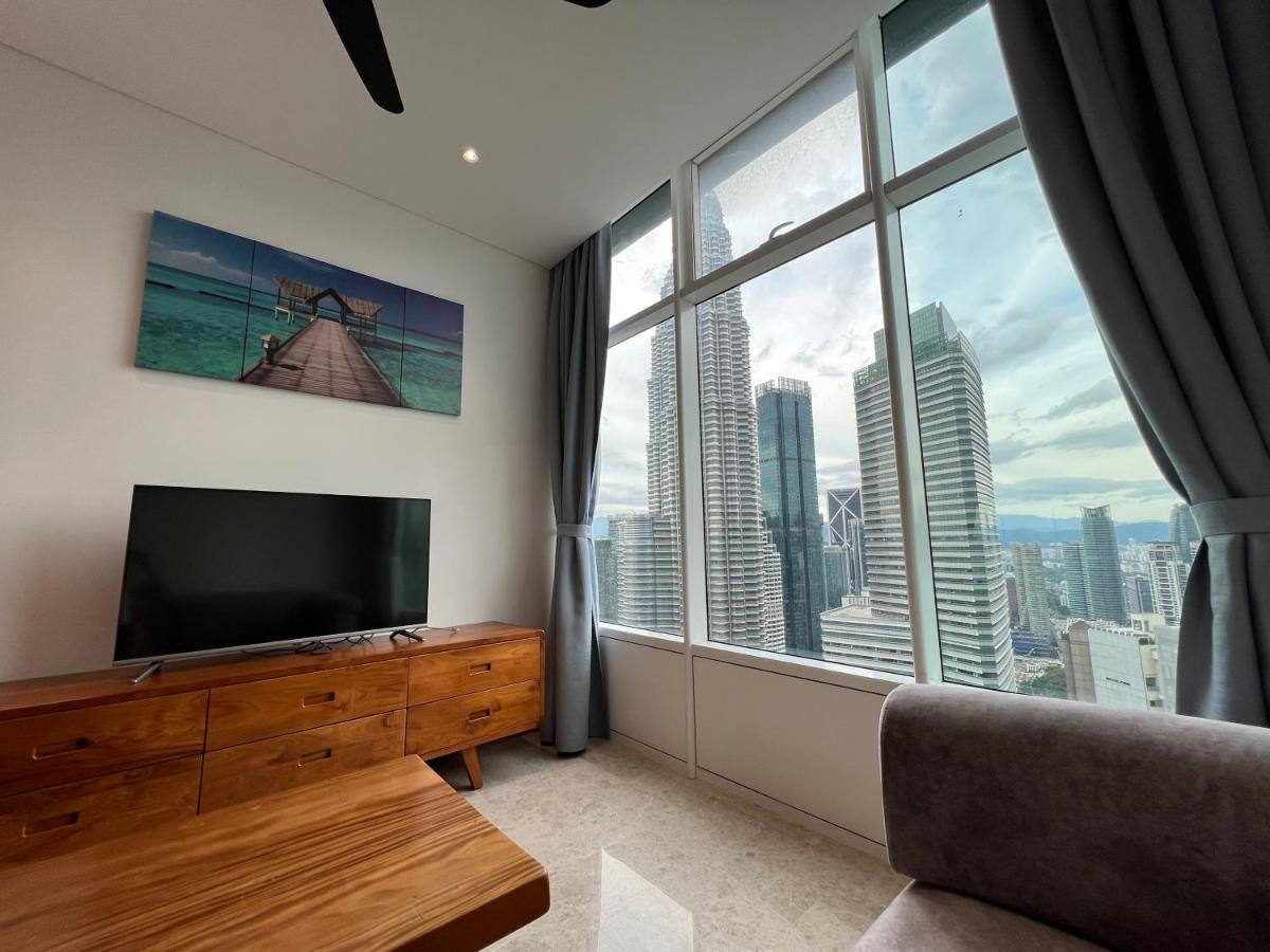 Sky Suites Klcc By Pnut Kuala Lumpur Bagian luar foto
